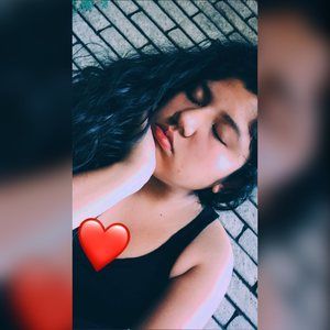 Meet your Posher, Briana